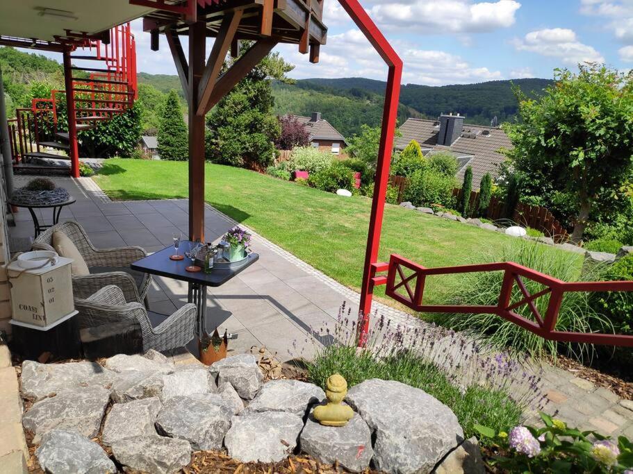 Das Hideaway Zum Seele Baumeln Lassen ! Bad Muenstereifel Luaran gambar